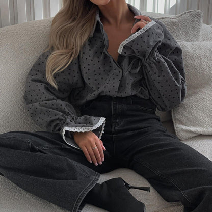 Damen Bluse mit Herzchenmuster und dekorativen Rüschendetails Stalluxe