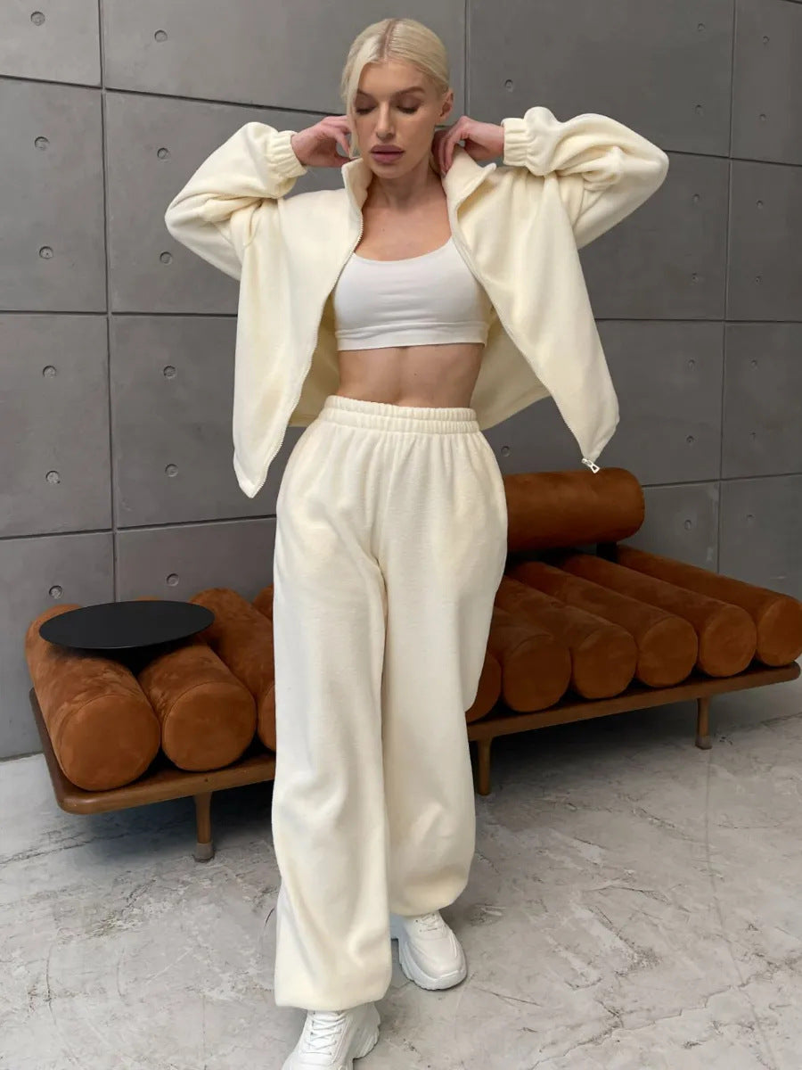 Damen bequemer Fleece-Jogginganzug mit hochschließendem Reißverschluss und weitem Schnitt Stalluxe