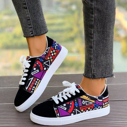 Damen modische Sneakers im bunten Grafikdesign mit komfortablem Fußbett Stalluxe