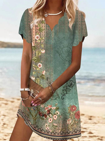 Damen Verspieltes Strandkleid mit floralem Design und V-Ausschnitt Stalluxe