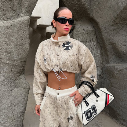 Damen Kawai Crop-Jacke mit einzigartigen Stickereien und modischem Schnitt Stalluxe