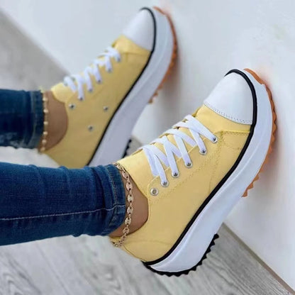 Damen Sportliche Sneakers mit modischer Schnürung und komfortabler Sohle Stalluxe