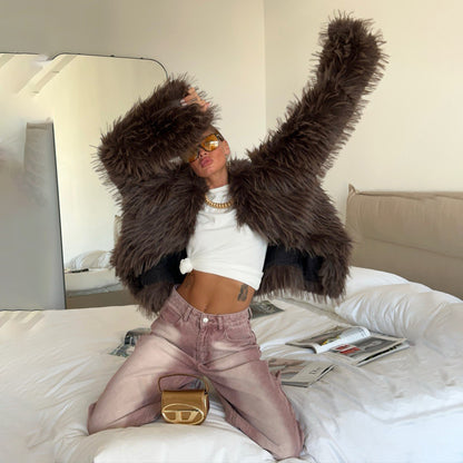 Damen Pelzjacke mit voluminösen Ärmeln und luxuriösem Schnitt Stalluxe