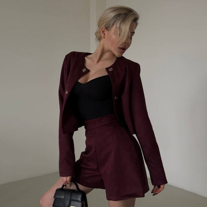 Damen Blazer mit elegantem Schnitt und praktischen Druckknopfdetails Stalluxe