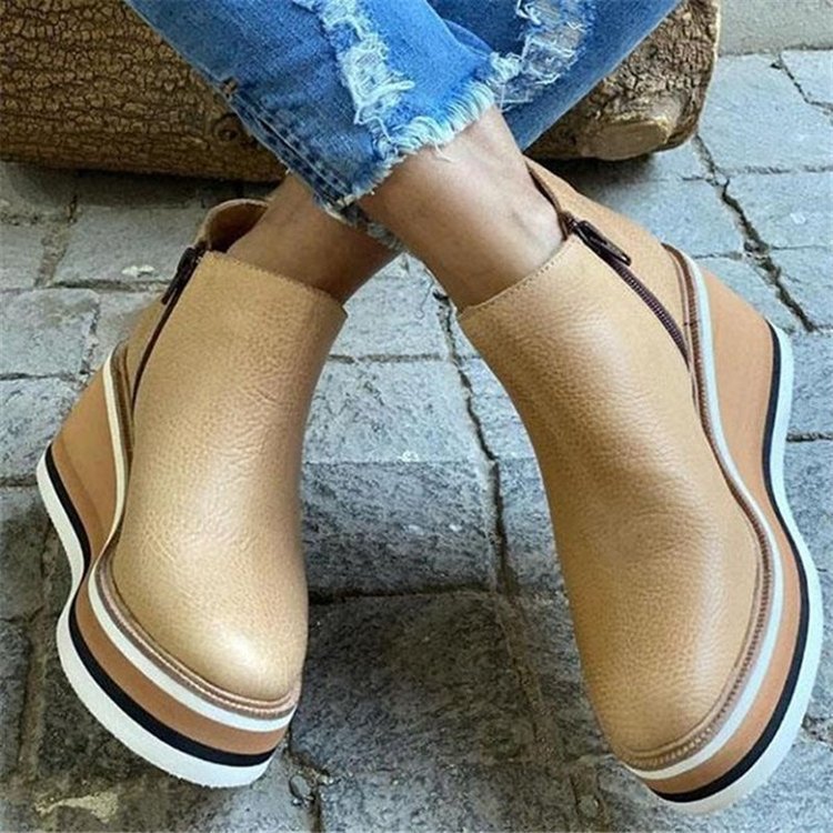 Damen Modische Keil-Stiefeletten aus feinem Wildleder mit praktischem Reißverschluss Stalluxe