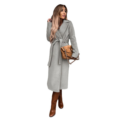 Damen eleganter Wool-Mantel mit Gürtel und zeitloser Silhouette Stalluxe