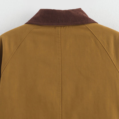 Damen Modische Übergangsjacke mit praktischen Taschen und kontrastierendem Kragen Stalluxe