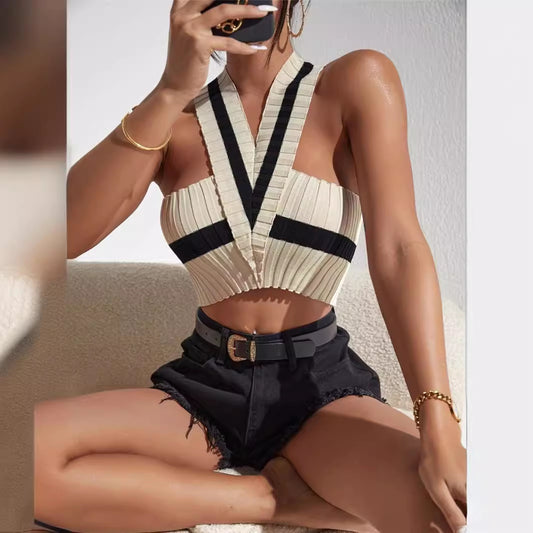 Damen Crop-Top mit plissiertem Design und modischen Streifen Stalluxe