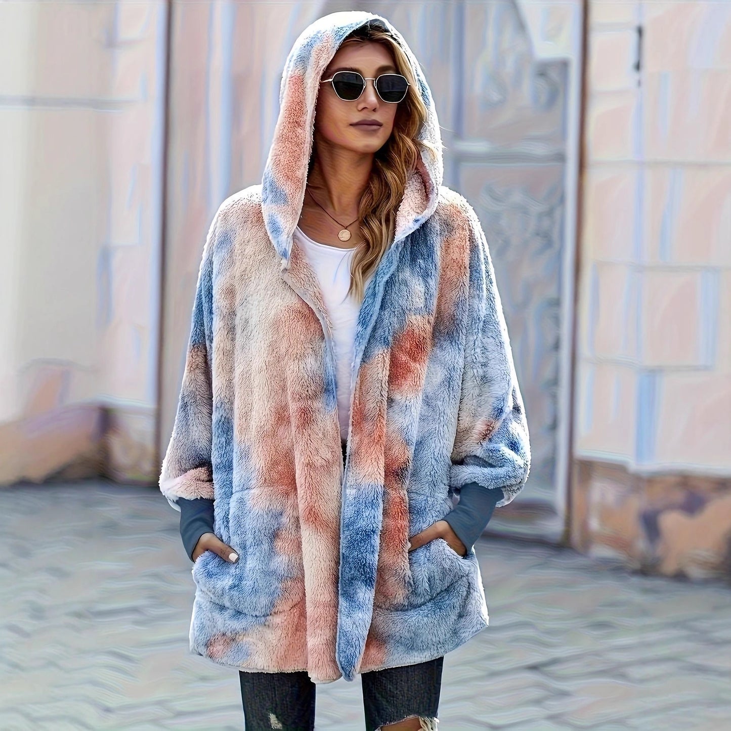 Damen flauschige Kapuzenjacke mit modernem Farbverlauf Stalluxe