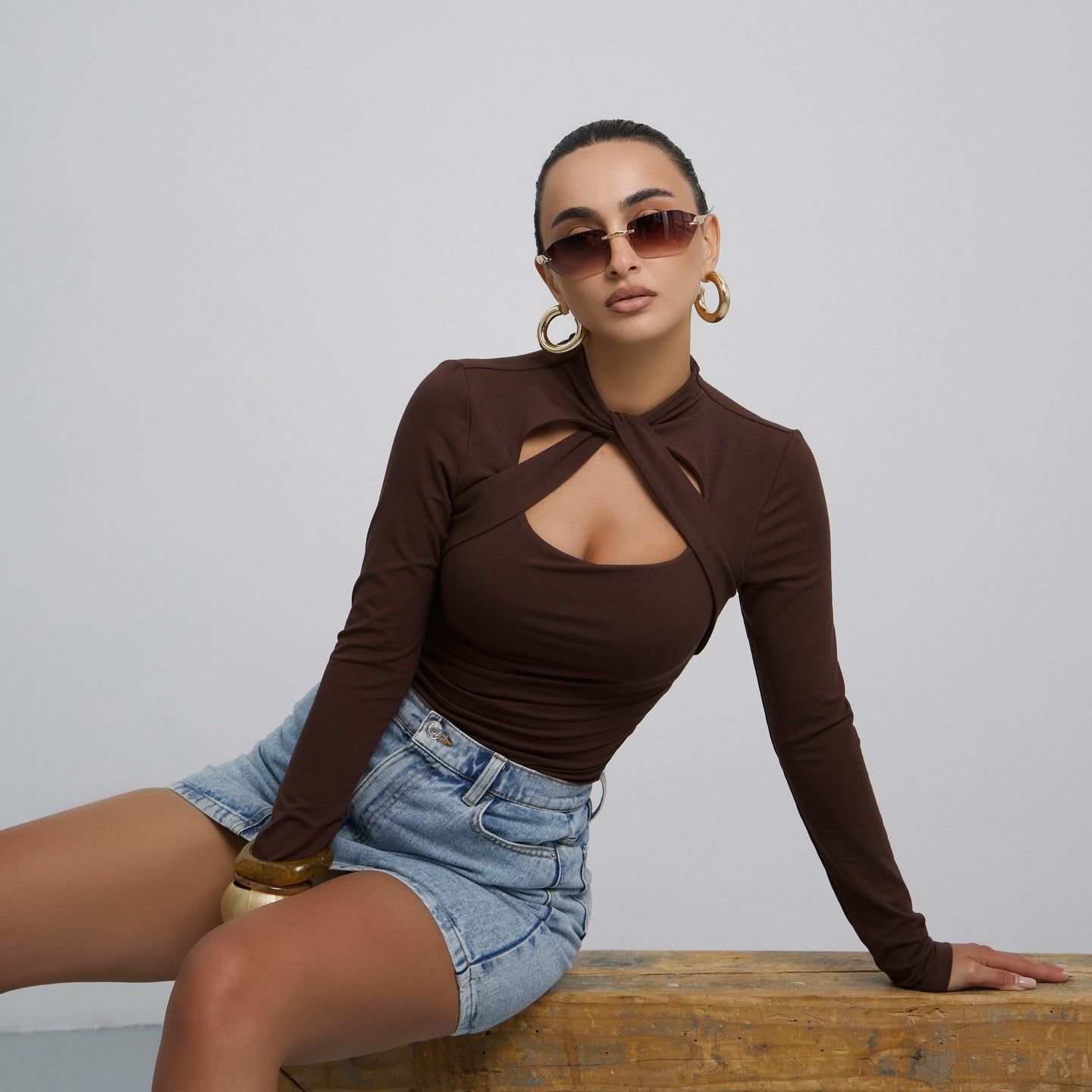 Damen Langarm-Bodysuit mit innovativem Cut-Out-Design Stalluxe