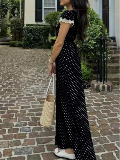 Damen Maxikleid mit raffiniertem Schnitt und floralen Spitzenakzenten Stalluxe
