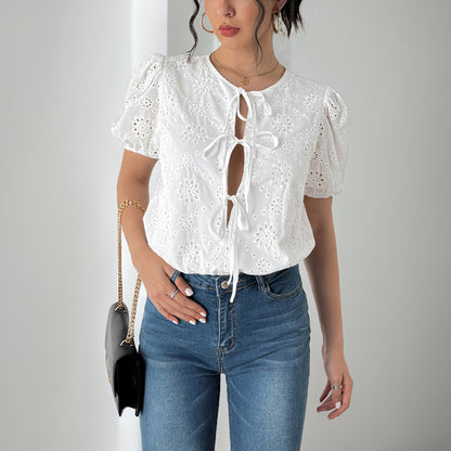 Damen Bluse mit Rüschen und raffiniertem Schnürdetail Stalluxe