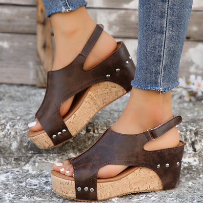 Damen Kork-Plateausandalen mit modischen Ausschnitten Stalluxe