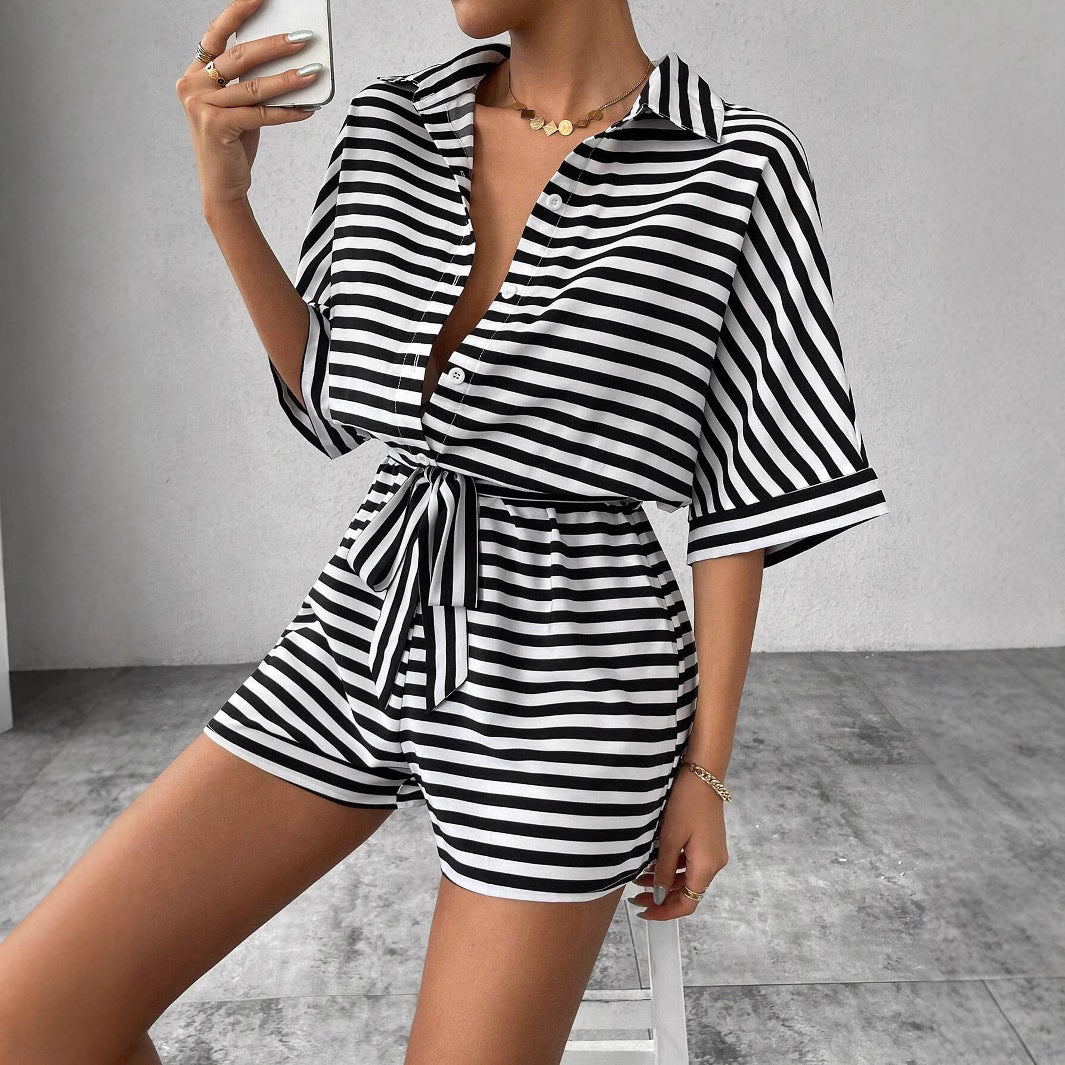 Damen Rompershirt mit modernen Streifen und taillierendem Gürtel Stalluxe