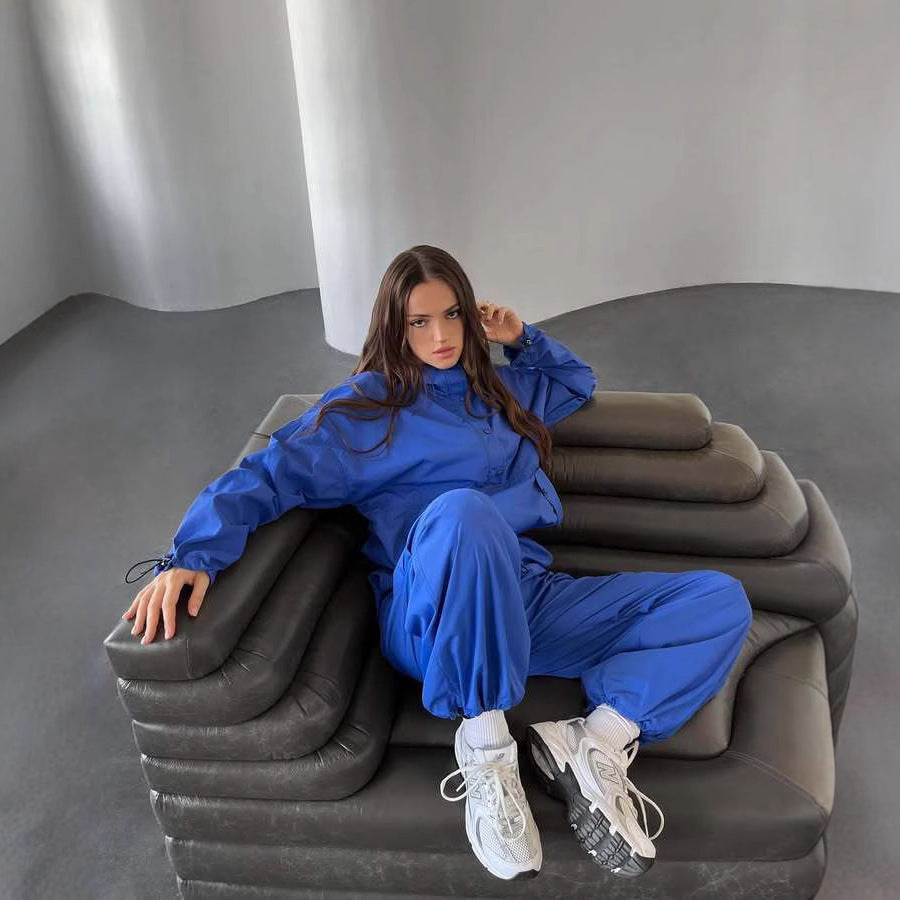 Damen modische Kapuzenjacke mit luftiger Schnittführung und praktischen Taschen Stalluxe