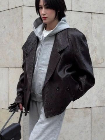 Damen modische Kunstlederjacke mit doppelter Knopfleiste und großem Revers Stalluxe