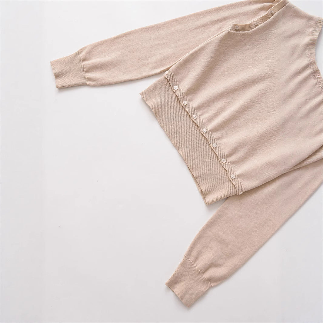 Damen Strickpullover mit V-Ausschnitt und dekorativen Knöpfen Stalluxe