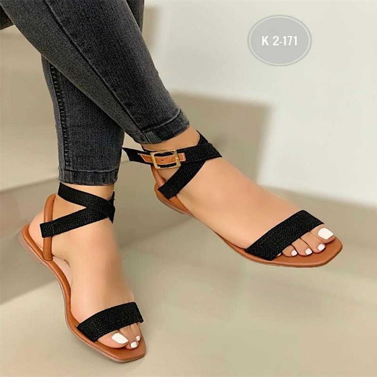 Damen Riemensandalen mit modischem Riemendesign und verstellbarem Knöchelriemen Stalluxe