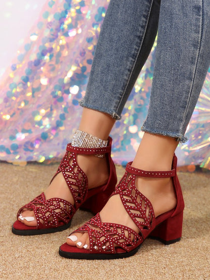 Damen Elegante Sandalen mit glamourösem Strassdetail und modischem Riemendesign Stalluxe