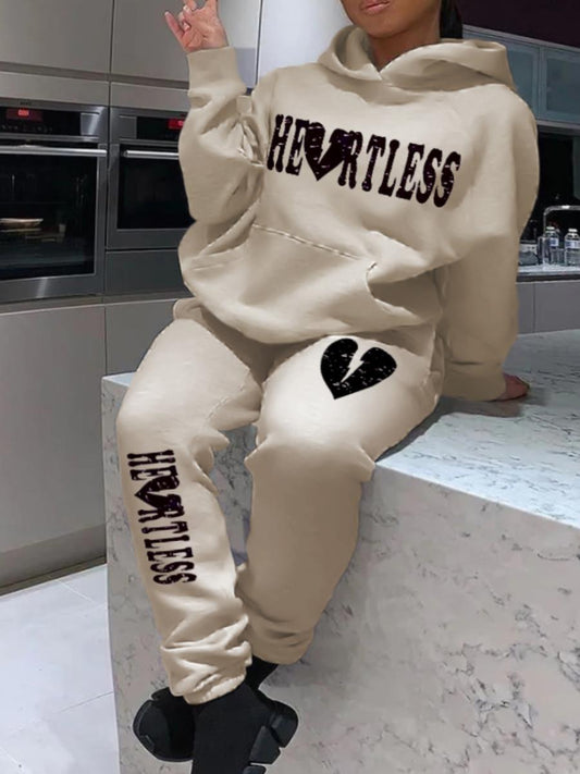 Damen Kapuzenpullover und Jogginghose Set mit auffälligem Graffiti-Design Stalluxe