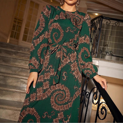 Damen elegantes Maxikleid mit floralen Details und Gürtel Stalluxe