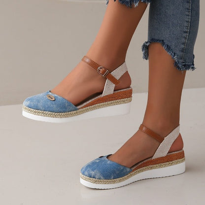Damen Wedge-Sandaletten mit elegantem Riemen und komfortablem Fußbett Stalluxe