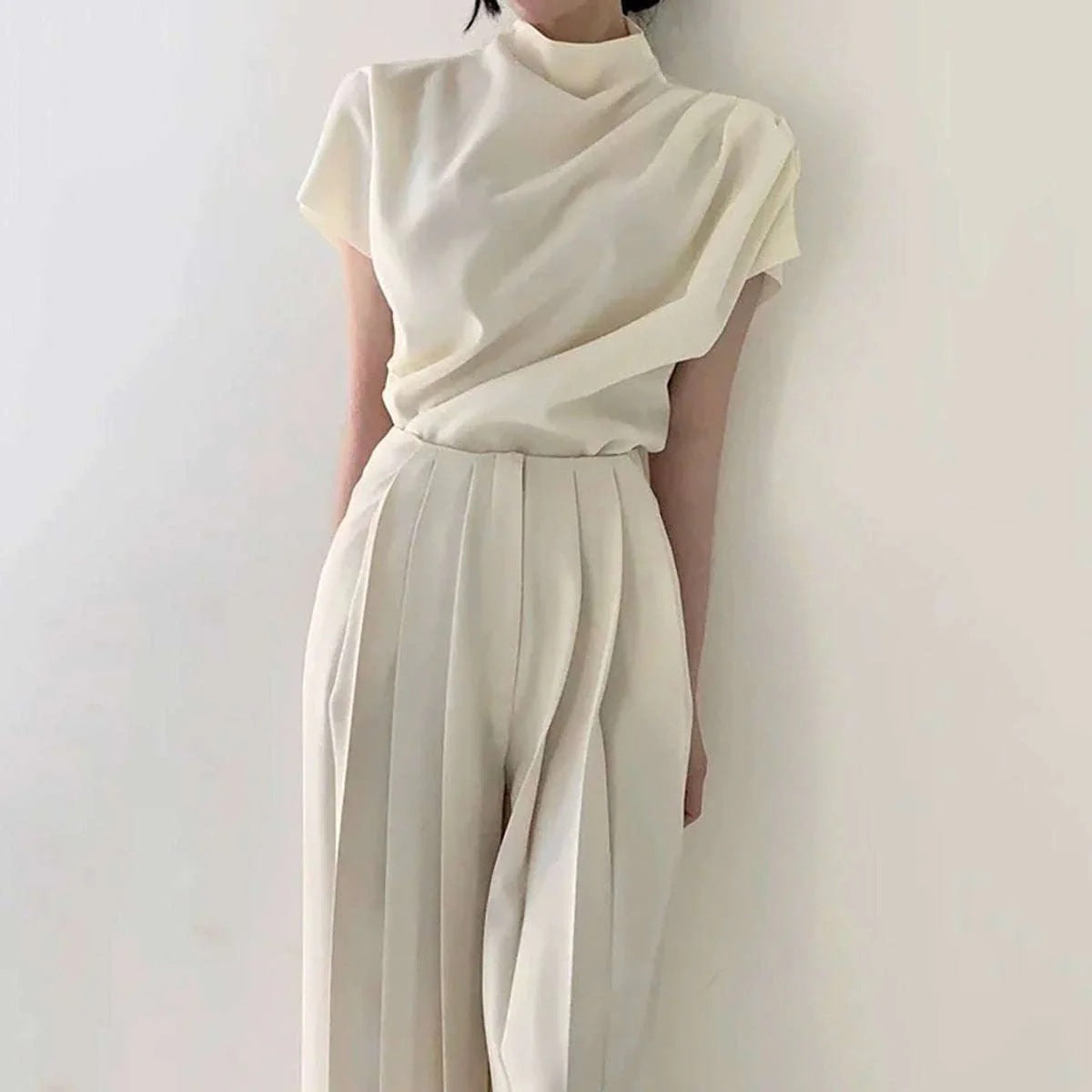 Damen Eleganter Jumpsuit mit weitem Bein und tailliertem Schnitt Stalluxe