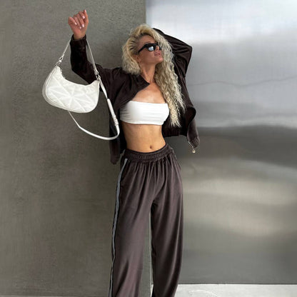 Damen Sportanzug mit elegantem und komfortablem Design Stalluxe