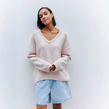 Damen Viskose-Pullover mit tiefem V-Ausschnitt und breiten Bündchen Stalluxe