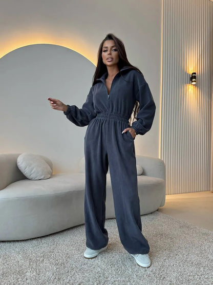Damen modischer Fleece-Jumpsuit mit Reißverschluss und weitem Bein Stalluxe