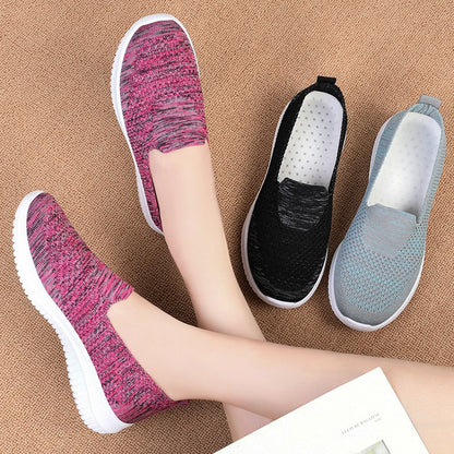 Damen Slip-On Sport-Sneaker mit atmungsaktivem Obermaterial und rutschfester Sohle Stalluxe