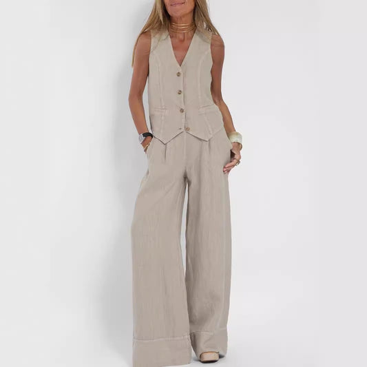 Damen Anzug mit weit geschnittenen Hosen und eleganter Weste Stalluxe
