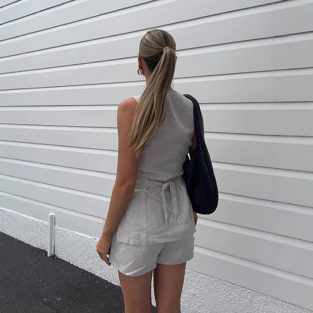 Damen schicker Anzug mit ärmellosem Blazer und bequemen Shorts Stalluxe