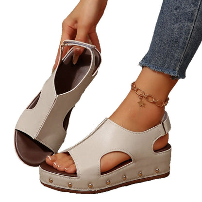 Damen Wedge-Sandaletten mit modischen Cut-Outs und glitzernden Nieten Stalluxe