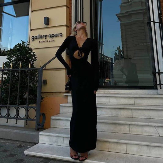 Damen Maxikleid mit tiefem Ausschnitt und raffiniertem Cut-Out Stalluxe