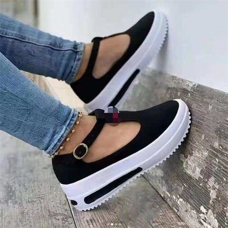 Damen Plateau-Sneaker mit weich gepolstertem Fußbett und verstellbarem Riemen Stalluxe