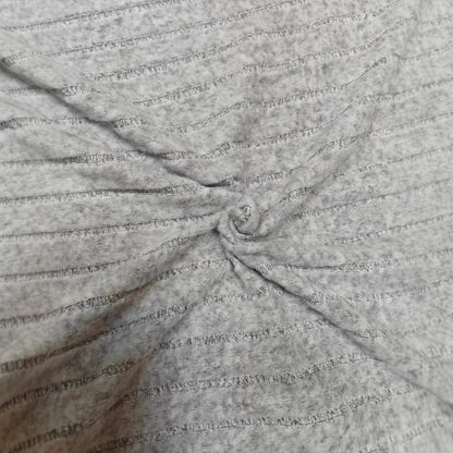 Damen modisches Oberteil mit schrägem Kragen und dekorativen Knöpfen Stalluxe