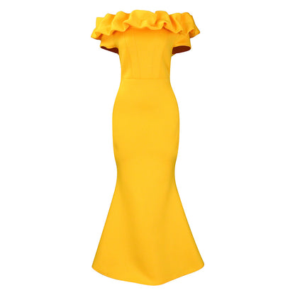 Damen Figurbetontes Abendkleid mit voluminösem Rüschenkragen Stalluxe Goldgelb