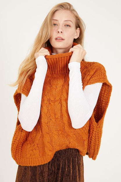 Damen modischer Strickpullover mit hohem Kragen und Zopfmuster Stalluxe