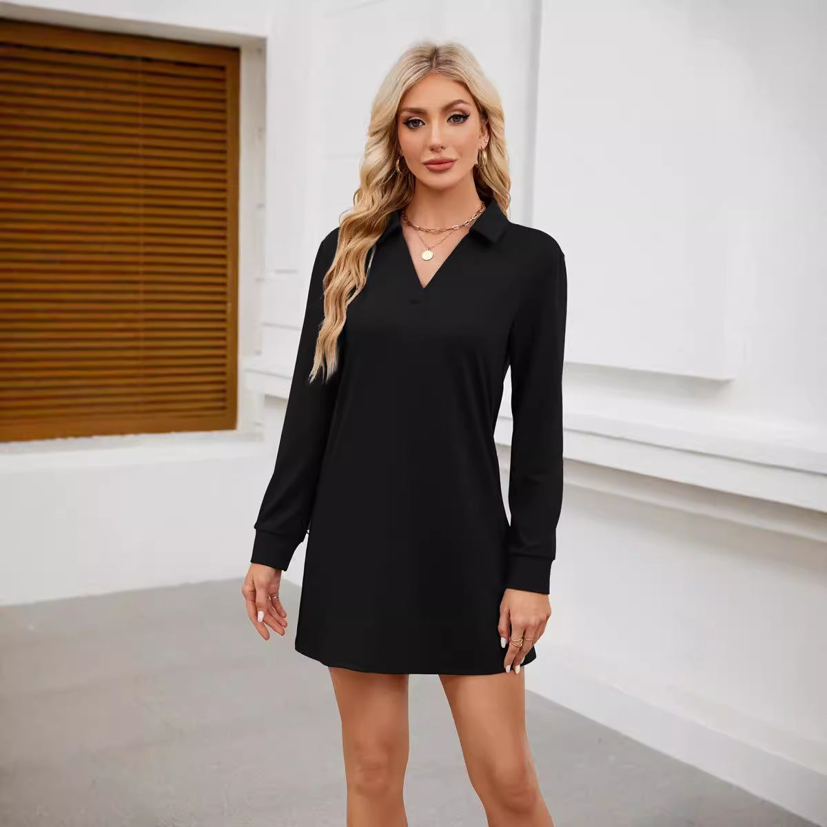 Damen Casual Kleid mit elegantem V-Ausschnitt Stalluxe