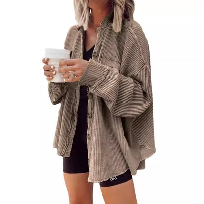 Damen Lässige Waffle-Strickjacke mit praktischen Taschen und Knopfdetails Stalluxe