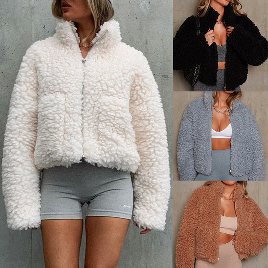 Damen Kuschelige Teddyjacke mit hohem Kragen und praktischen Taschen Stalluxe