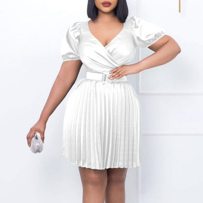 Damen Plissiertes Kleid mit elegante Wickeloptik und tailliertem Gürtel Stalluxe