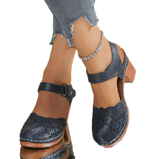 Damen Riemensandalen mit Blütenmuster und modischem Blockabsatz Stalluxe