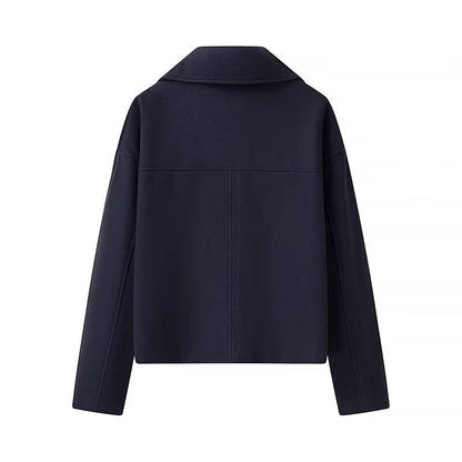 Damen modische kurz geschnittene Bikerjacke mit doppelter Knopfleiste und seitlichen Taschen Stalluxe