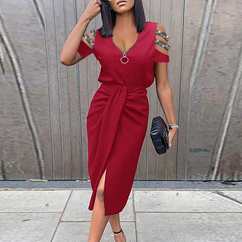 Damen V-Ausschnitt Kleid mit eleganten Schulterdetails Stalluxe