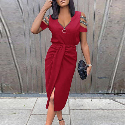 Damen V-Ausschnitt Kleid mit eleganten Schulterdetails Stalluxe