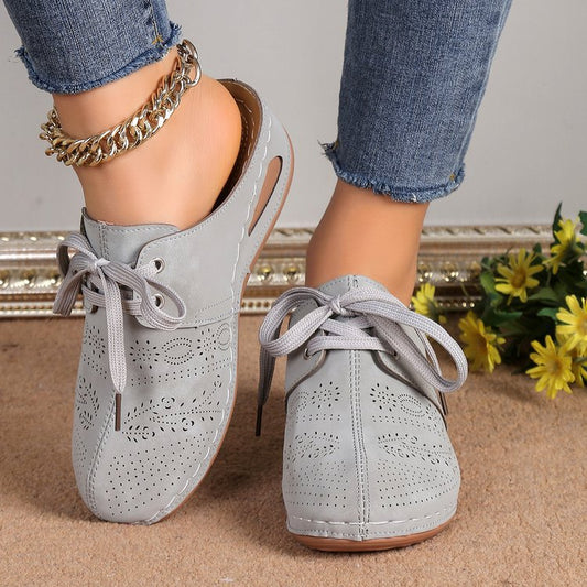 Damen atmungsaktive Sneaker mit nostalgischem Design und feiner Perforation Stalluxe