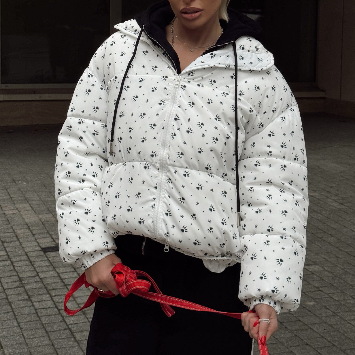 Damen Steppjacke mit floralen Mustern und hohem Kragen Stalluxe