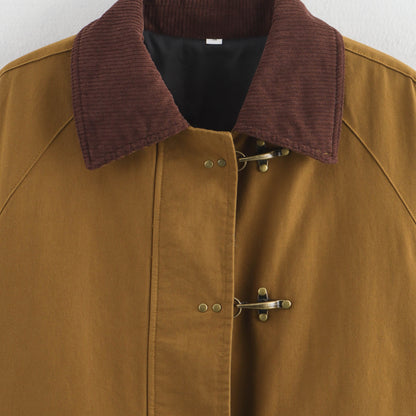 Damen Modische Übergangsjacke mit praktischen Taschen und kontrastierendem Kragen Stalluxe